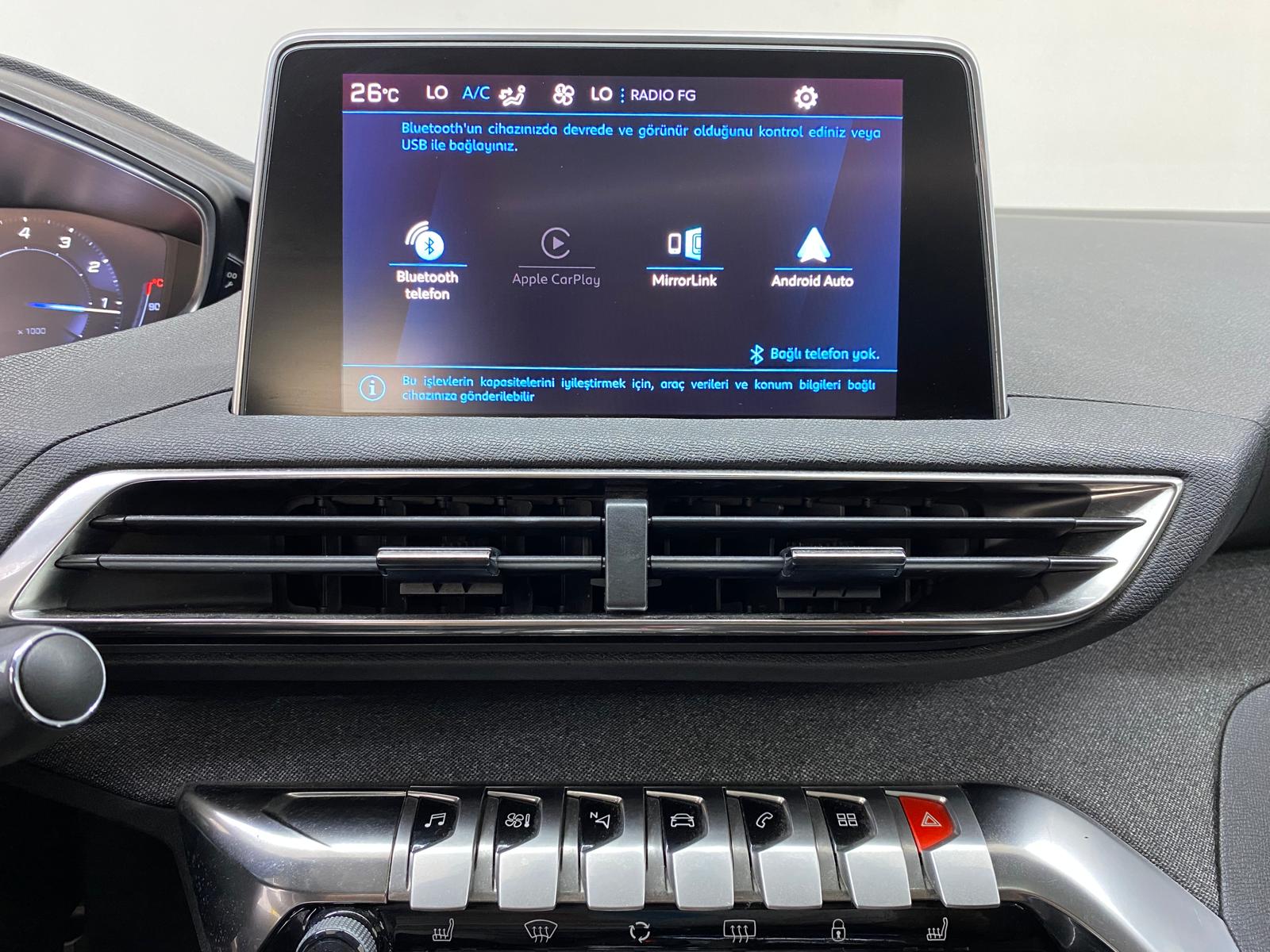 PEUGEOT 3008 12